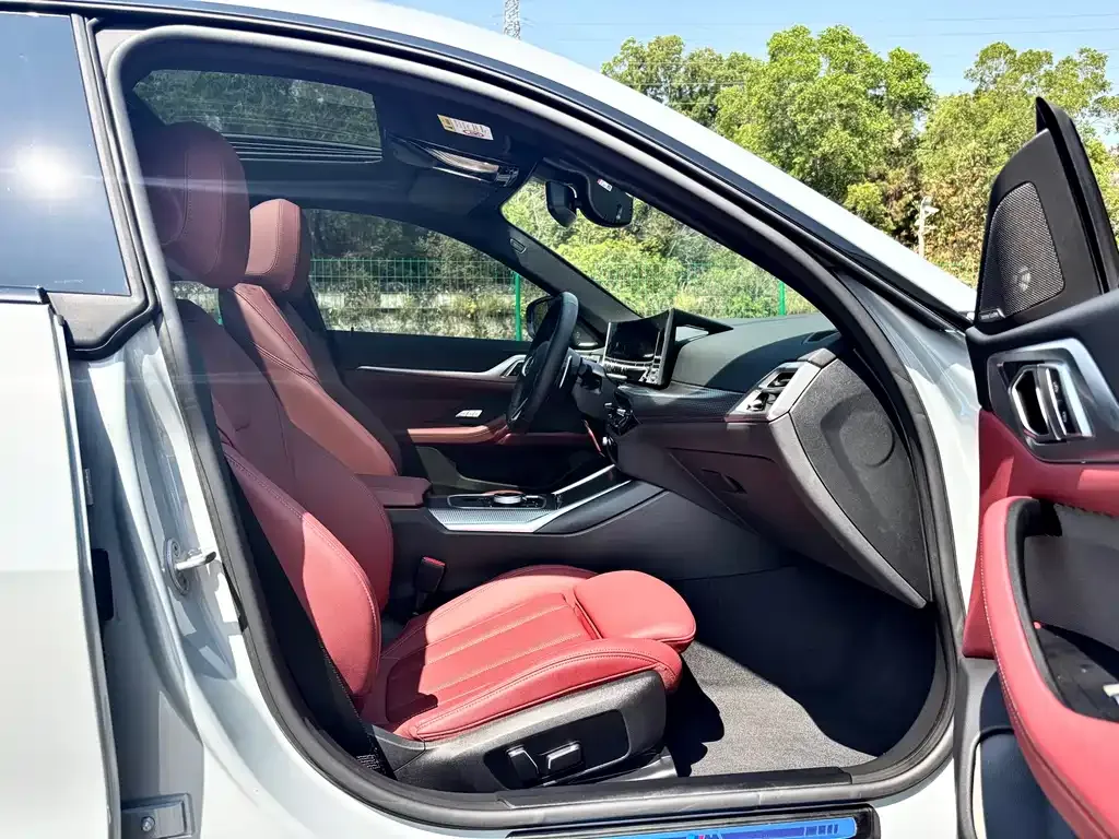 BMW 4 Series 2025 из CN, фото 8