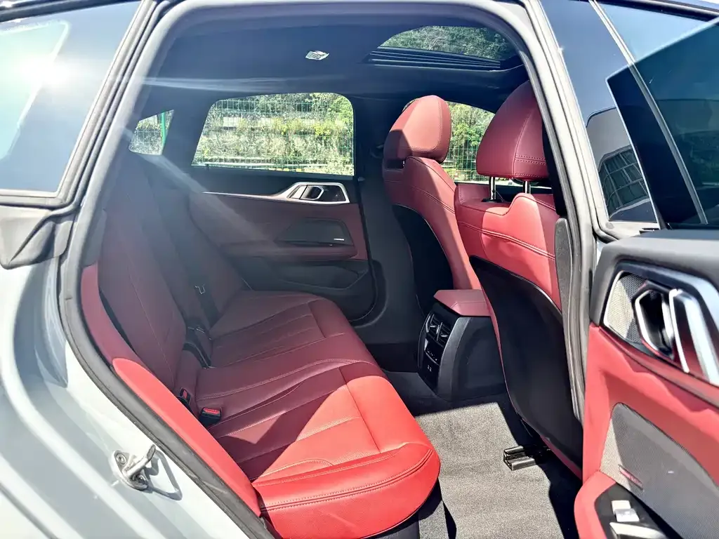 BMW 4 Series 2025 из CN, фото 2