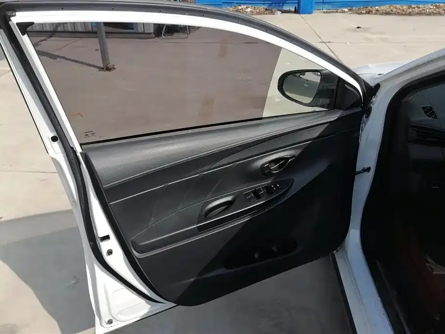 Toyota Yaris L 2022 из CN, фото 5