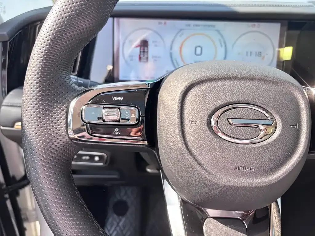 GAC Motor Trumpchi E9 — фото 10