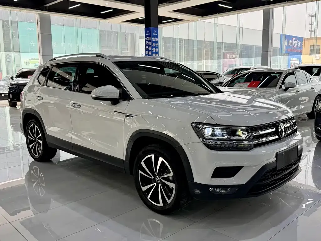 Volkswagen Tharu — фото 4