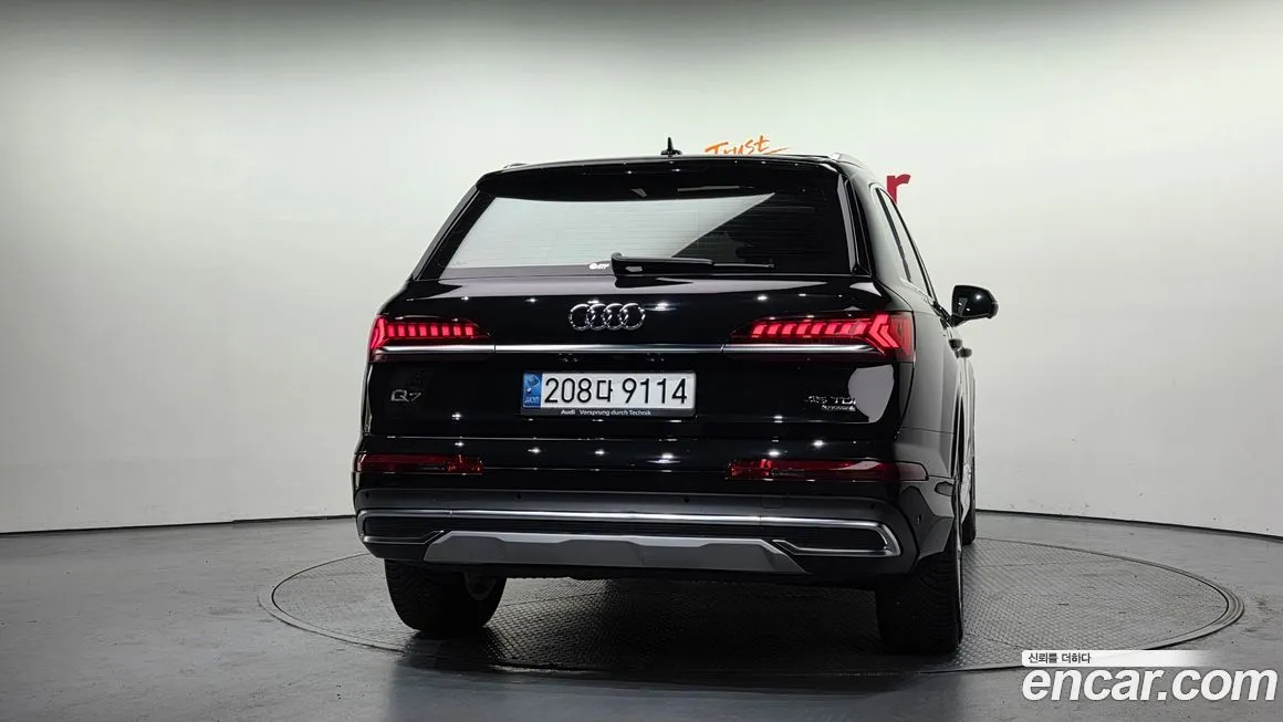 Audi Q7 2022 из KR, фото 3