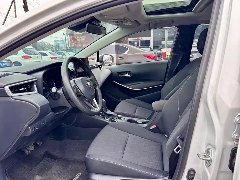 Toyota Corolla 2024 из CN, фото 3