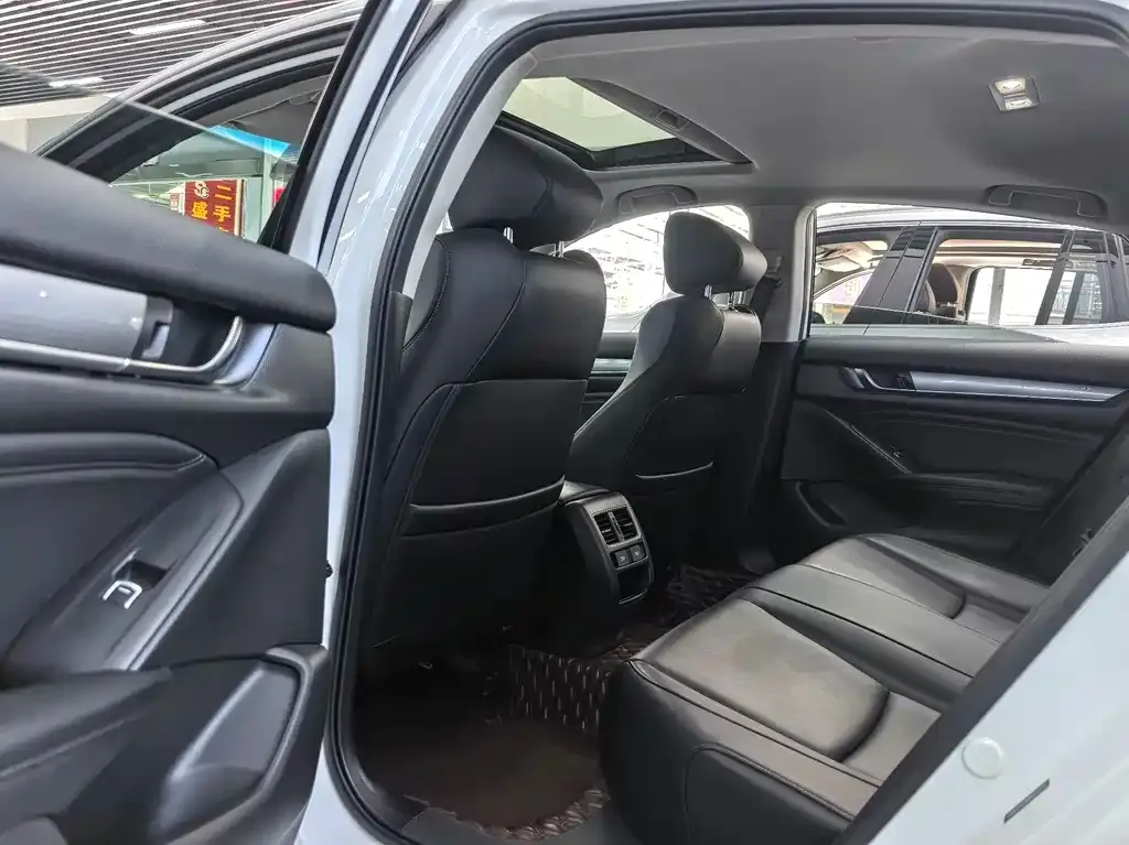 Honda Accord 2023 из CN, фото 3