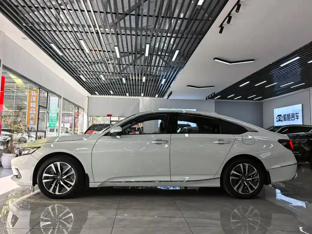 Honda Accord 2023 из CN, фото 9