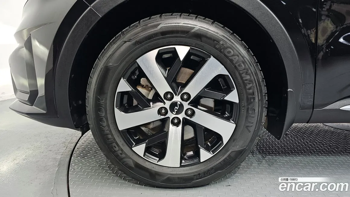 Kia Sorento — фото 9