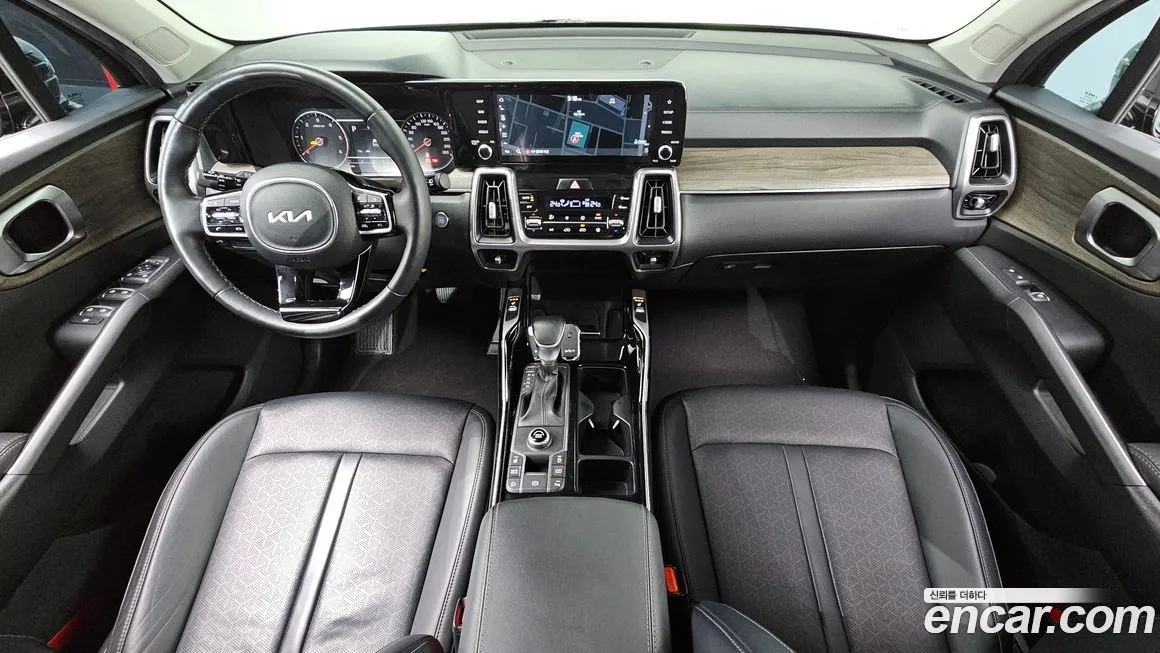 Kia Sorento — фото 10