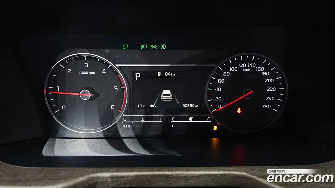 Kia Sorento — фото 6