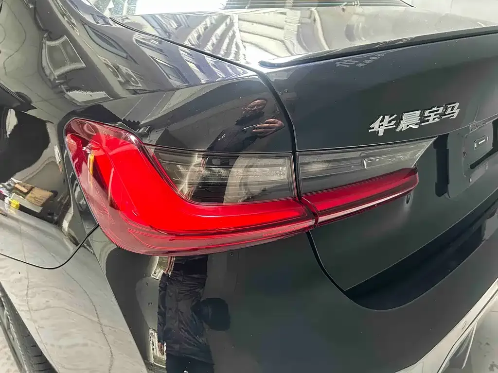 BMW 3 Series 2023 из CN, фото 9