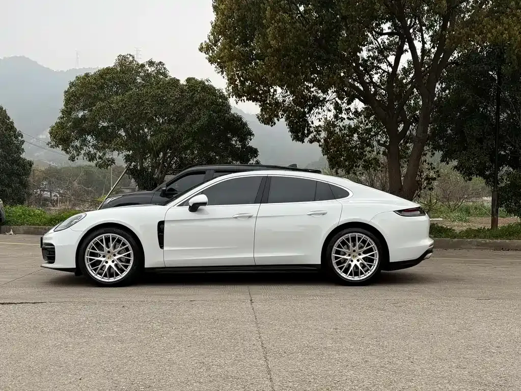 Porsche Panamera 2022 из CN, фото 8
