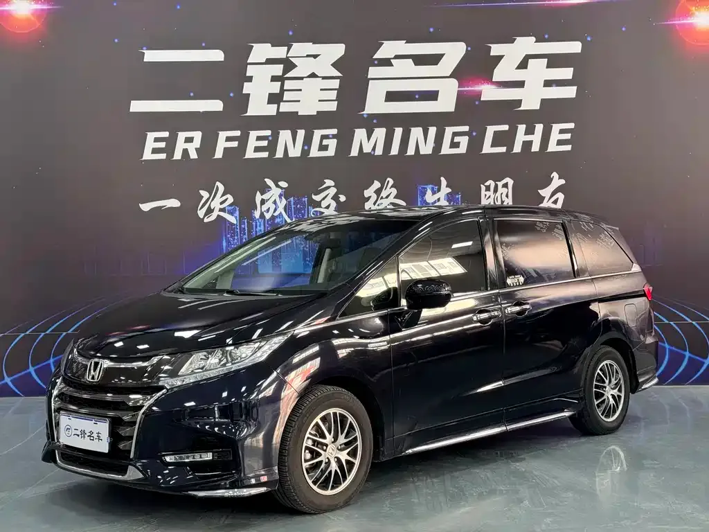 Honda Odyssey — фото 1