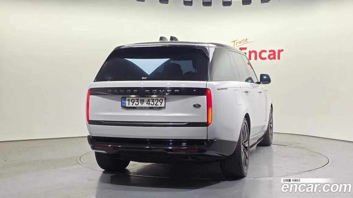 Land Rover Range Rover 2023 из KR, фото 3