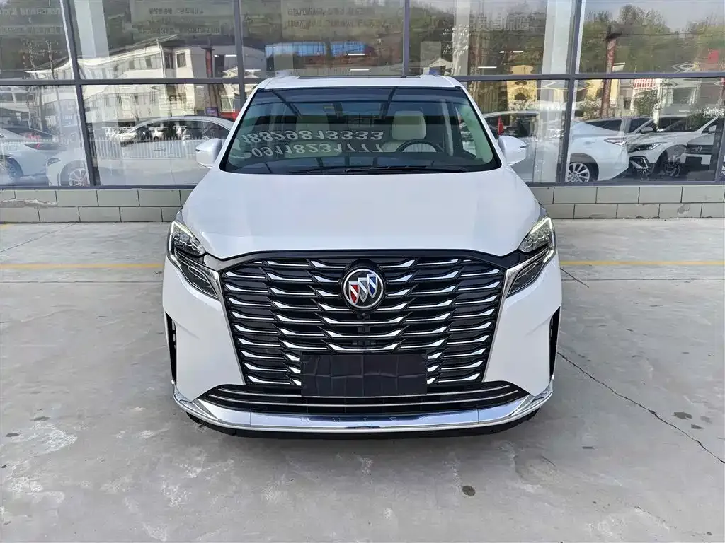 Buick GL8 2023 из CN, фото 1