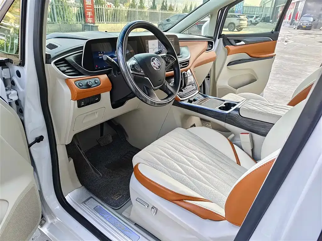 Buick GL8 2023 из CN, фото 6