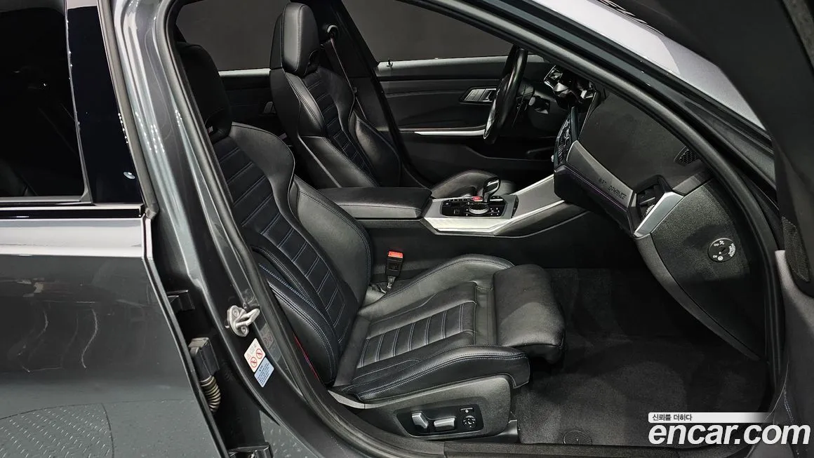 BMW 3-Series 2021 из KR, фото 2