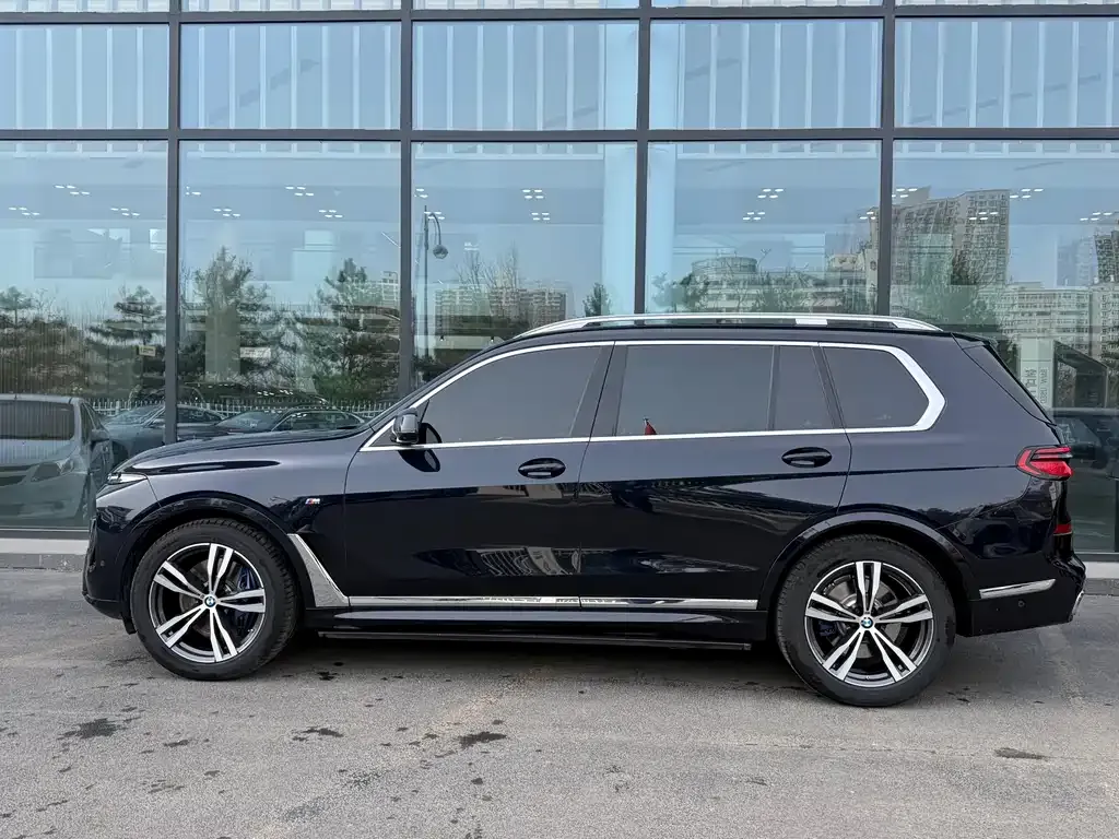 BMW X7 2024 из CN, фото 6