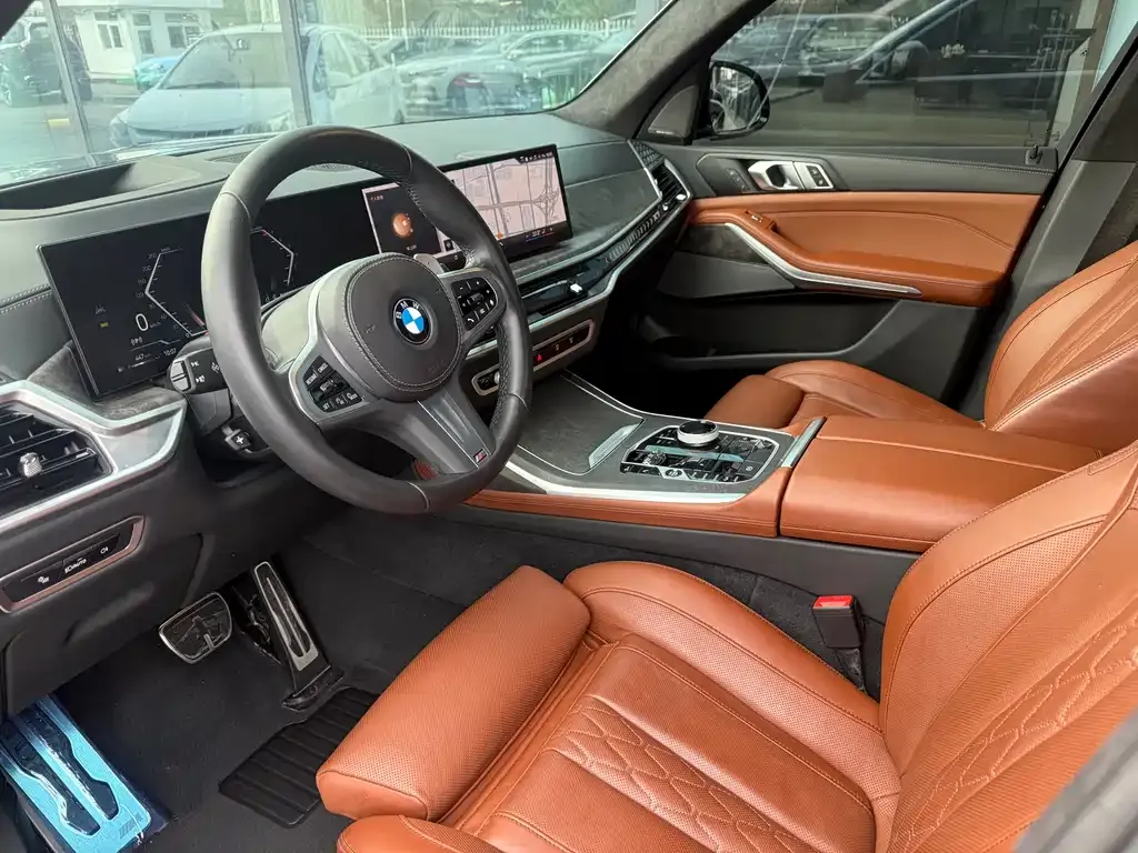 BMW X7 2024 из CN, фото 9