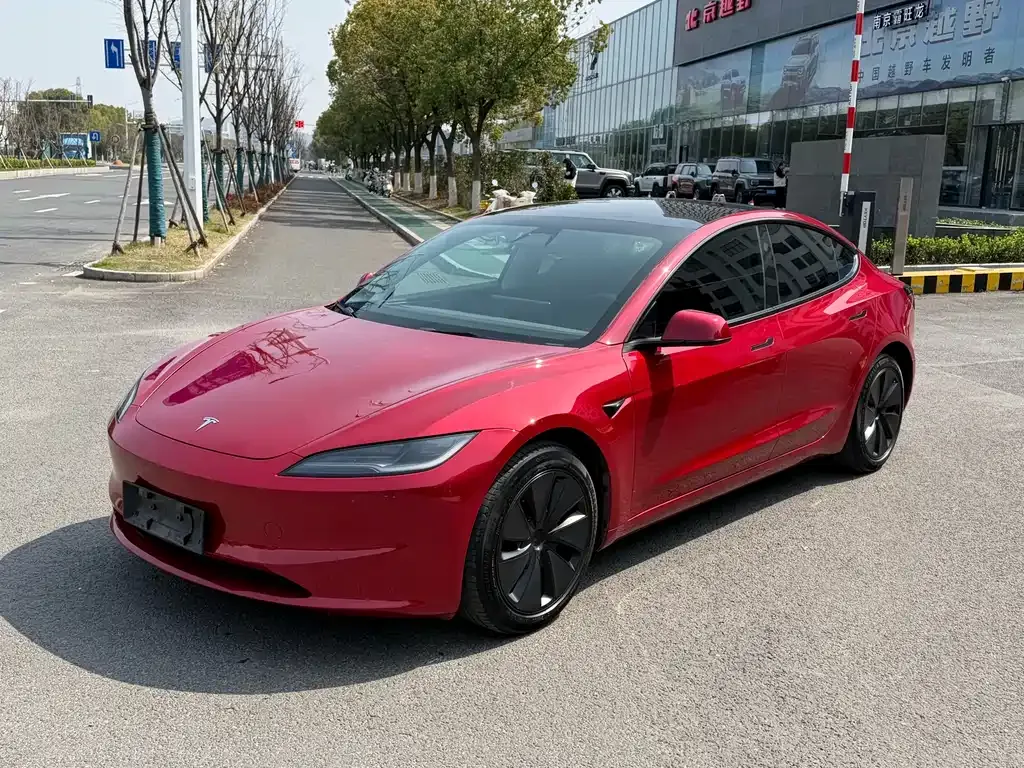 Tesla Model 3 2023 из CN, фото 1