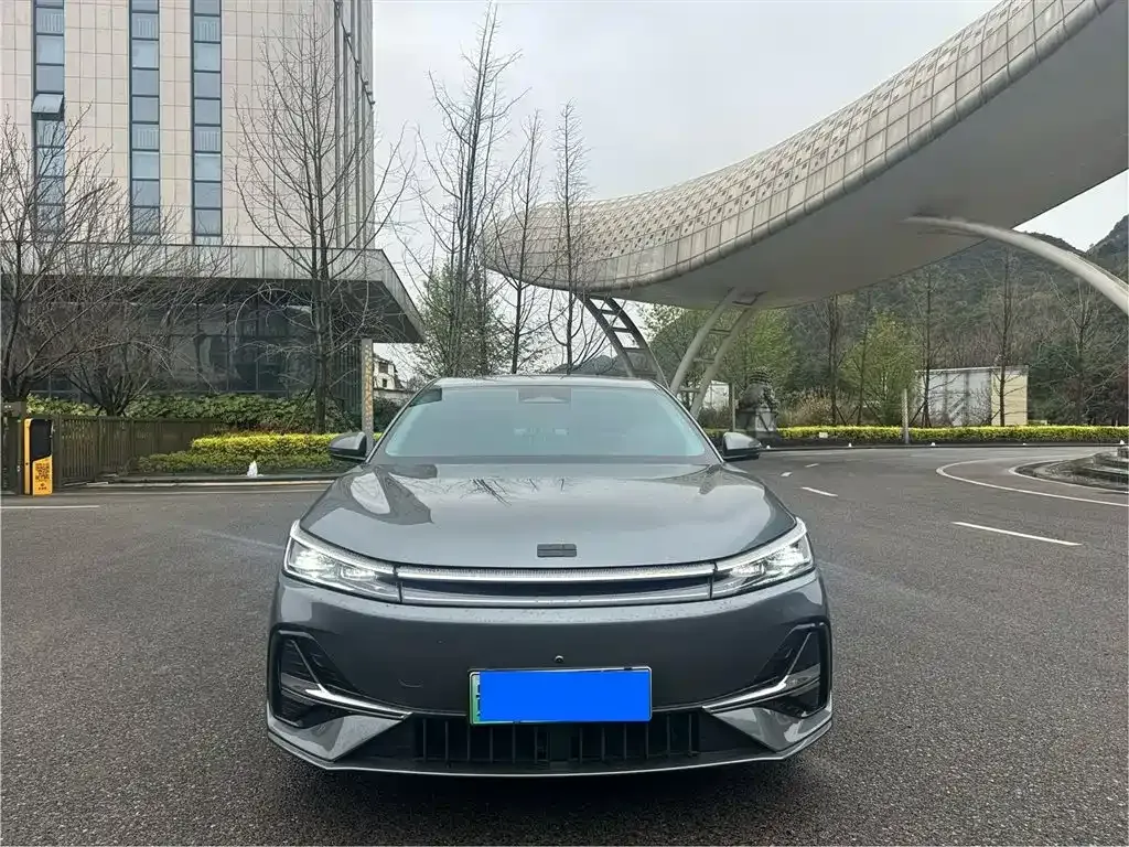 Geely 银河A7 2025 из CN, фото 3