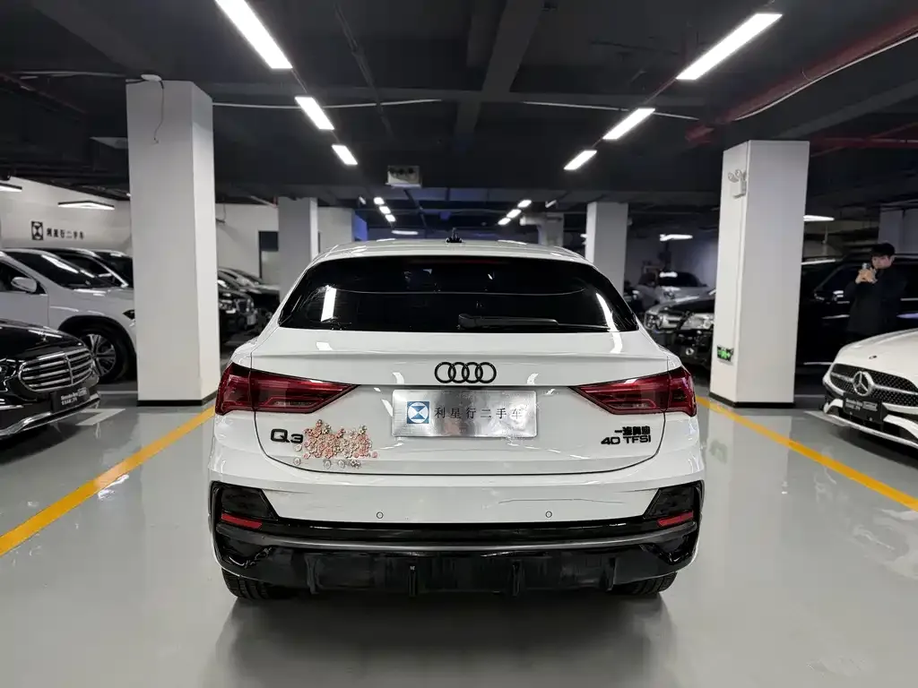 Audi Q3 Sportback — фото 6