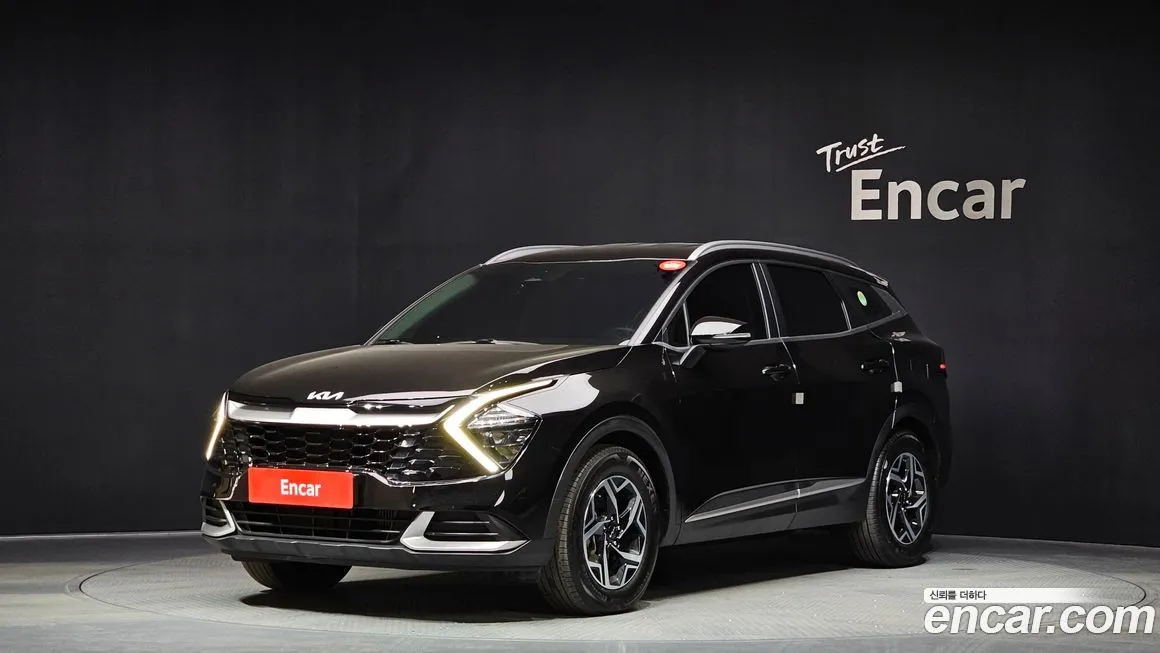 Kia Sportage — фото 1