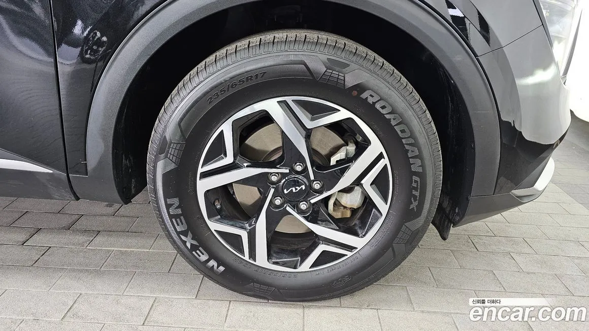 Kia Sportage — фото 10