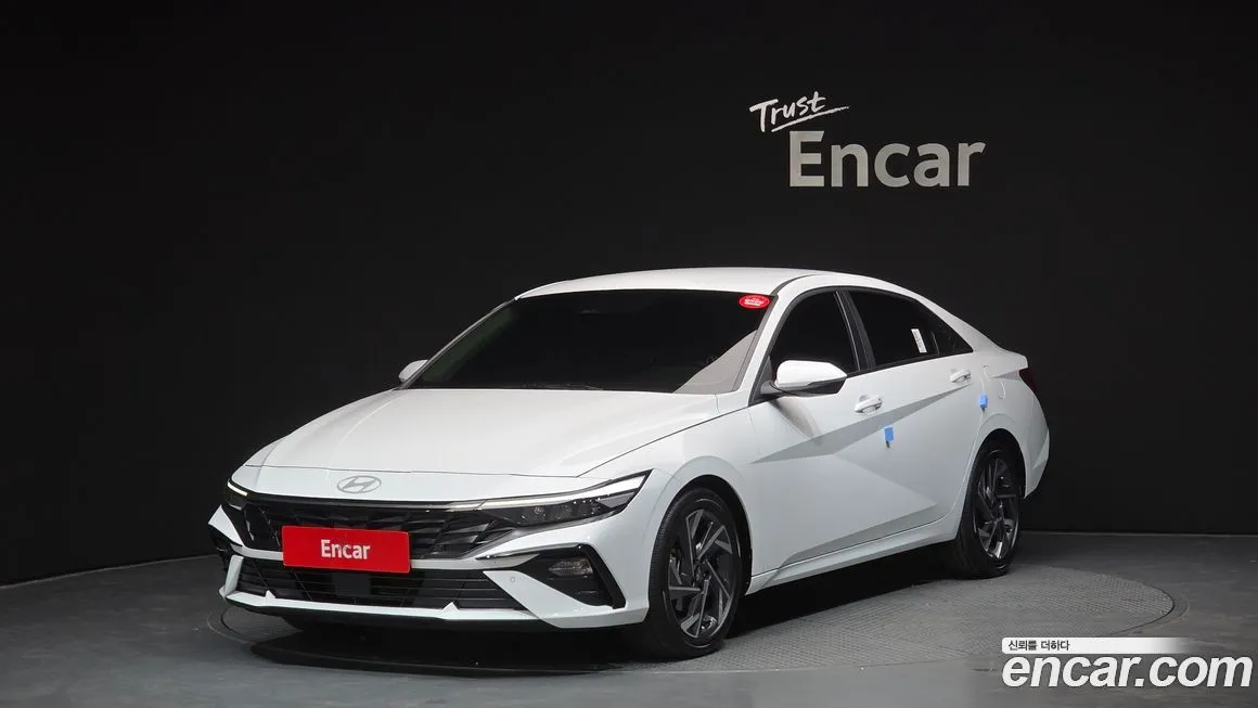 Hyundai AVANTE 2024 из KR, фото 1
