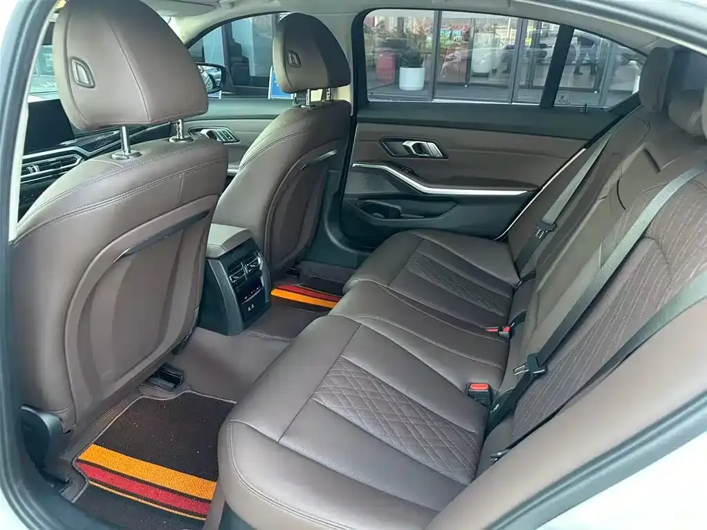 BMW 3 Series — фото 10