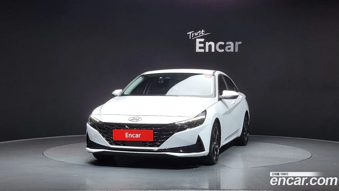 Hyundai AVANTE — фото 3