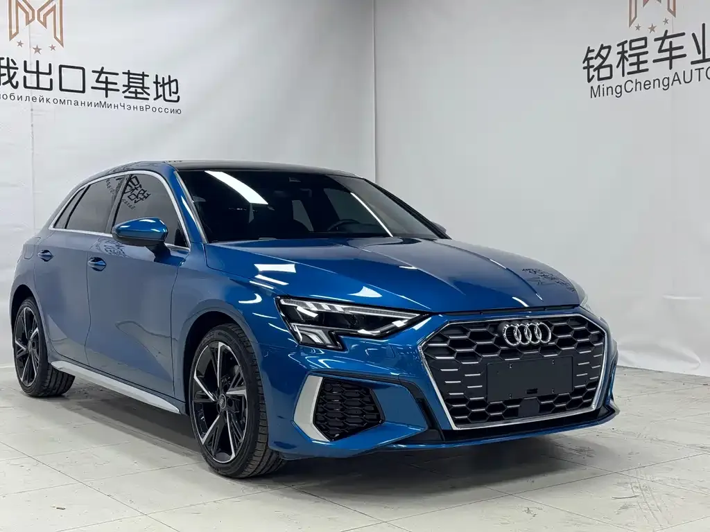 Audi A3 2023 из CN, фото 3