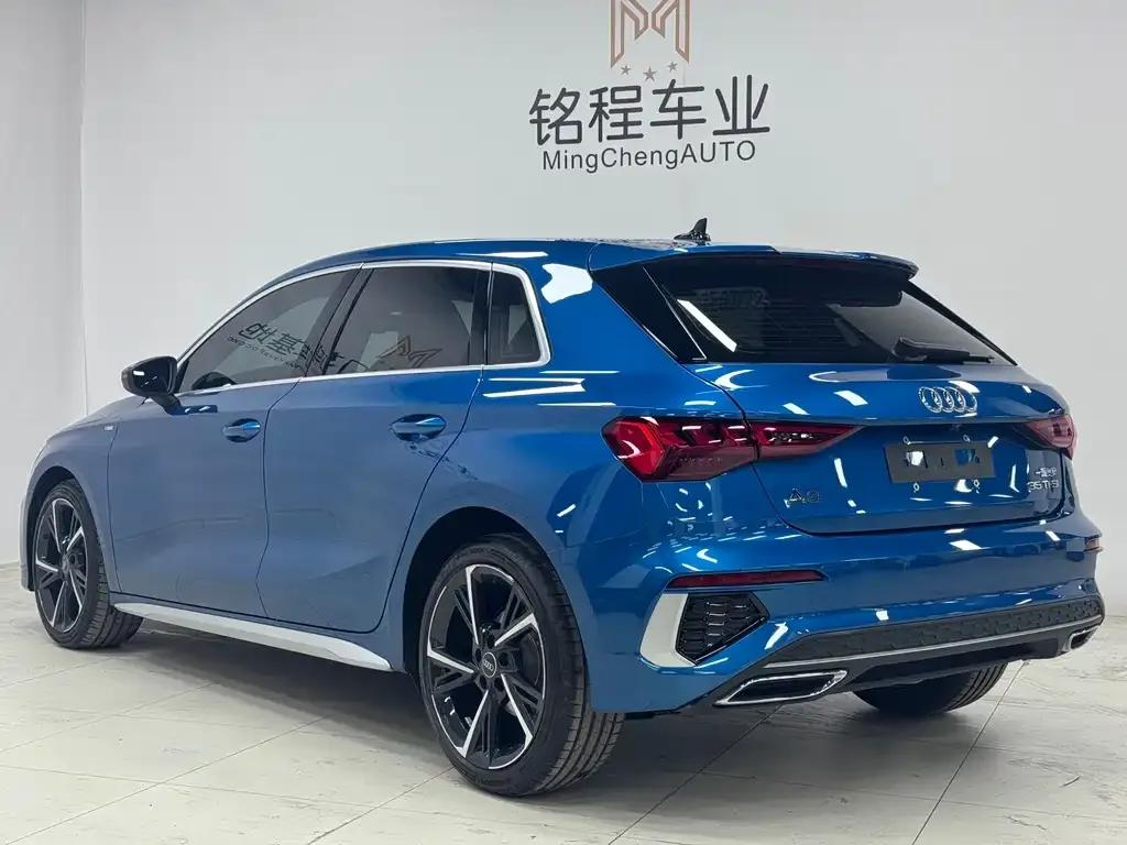Audi A3 2023 из CN, фото 10