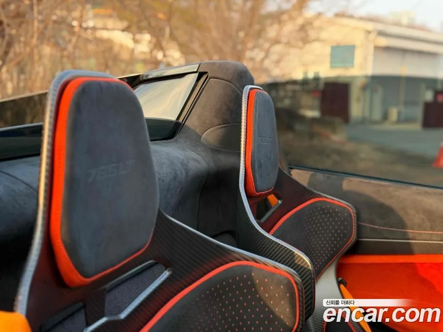 Mclaren 765LT 2022 из KR, фото 2