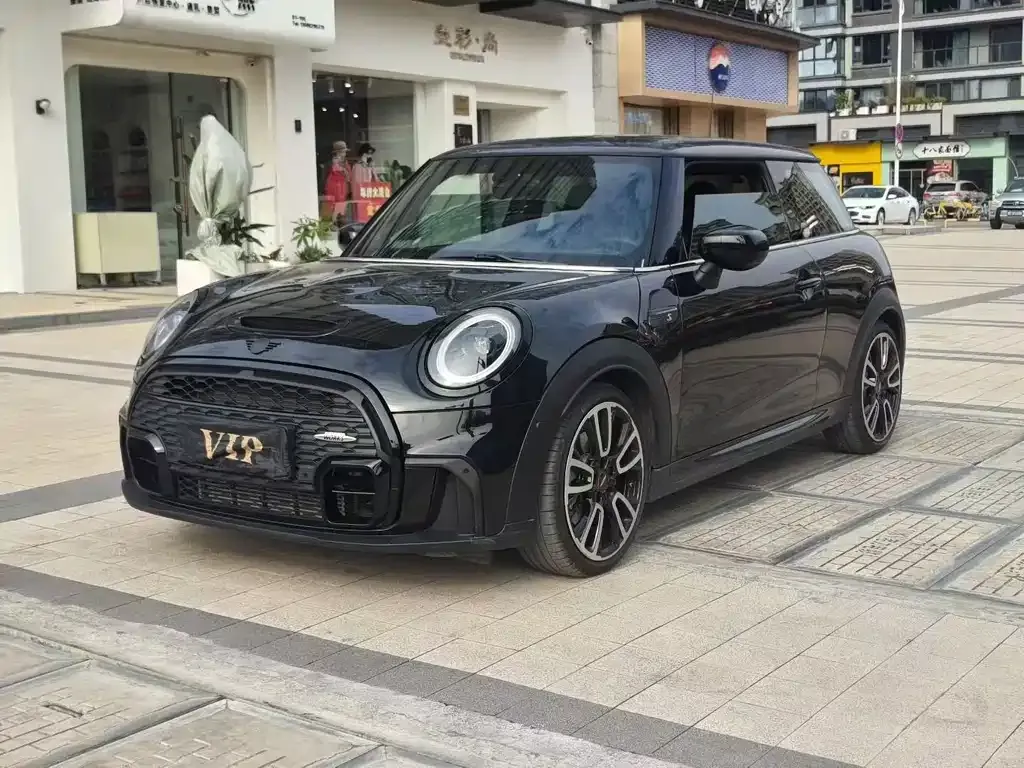 MINI Cooper (3-door) — фото 1