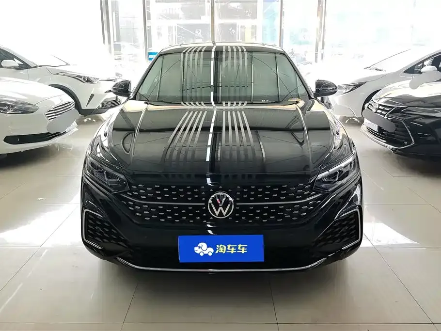 Volkswagen Passat — фото 10