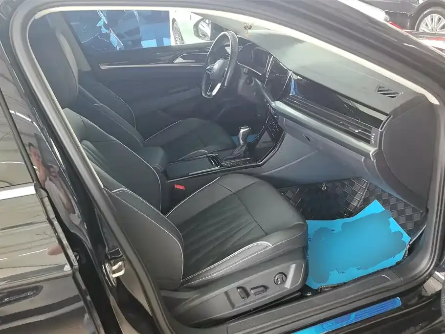 Volkswagen Passat — фото 9