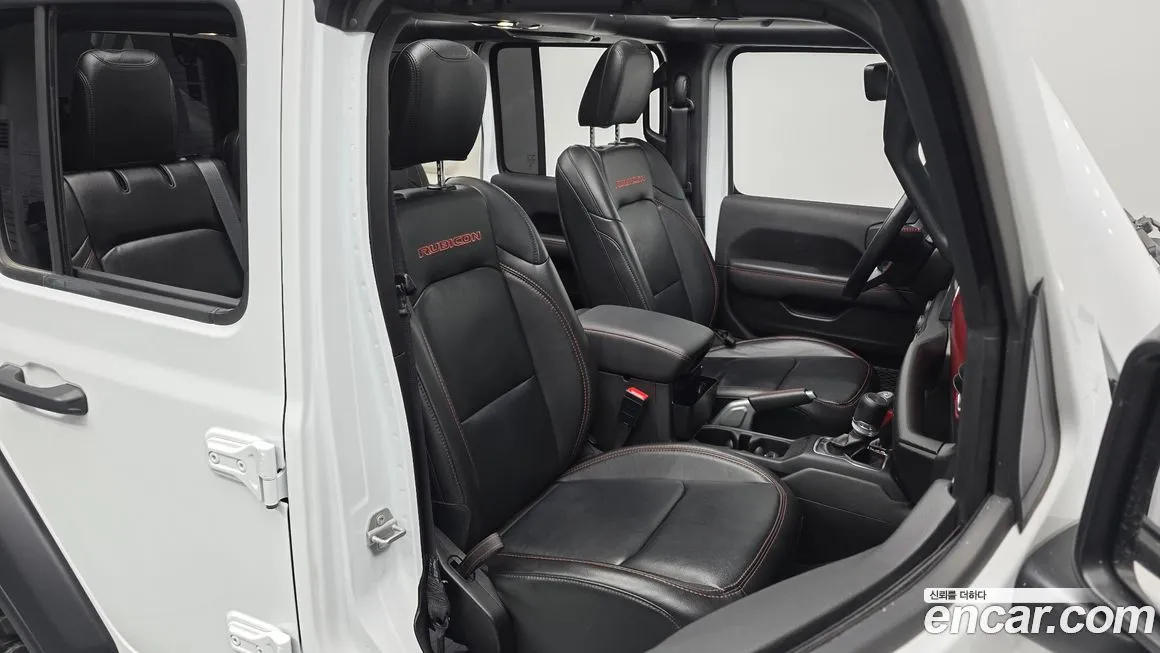 Jeep Wrangler 2022 из KR, фото 9