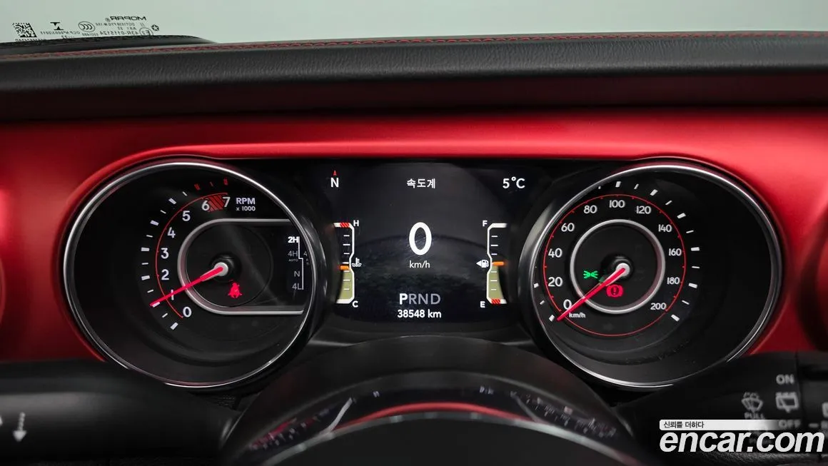 Jeep Wrangler 2022 из KR, фото 7