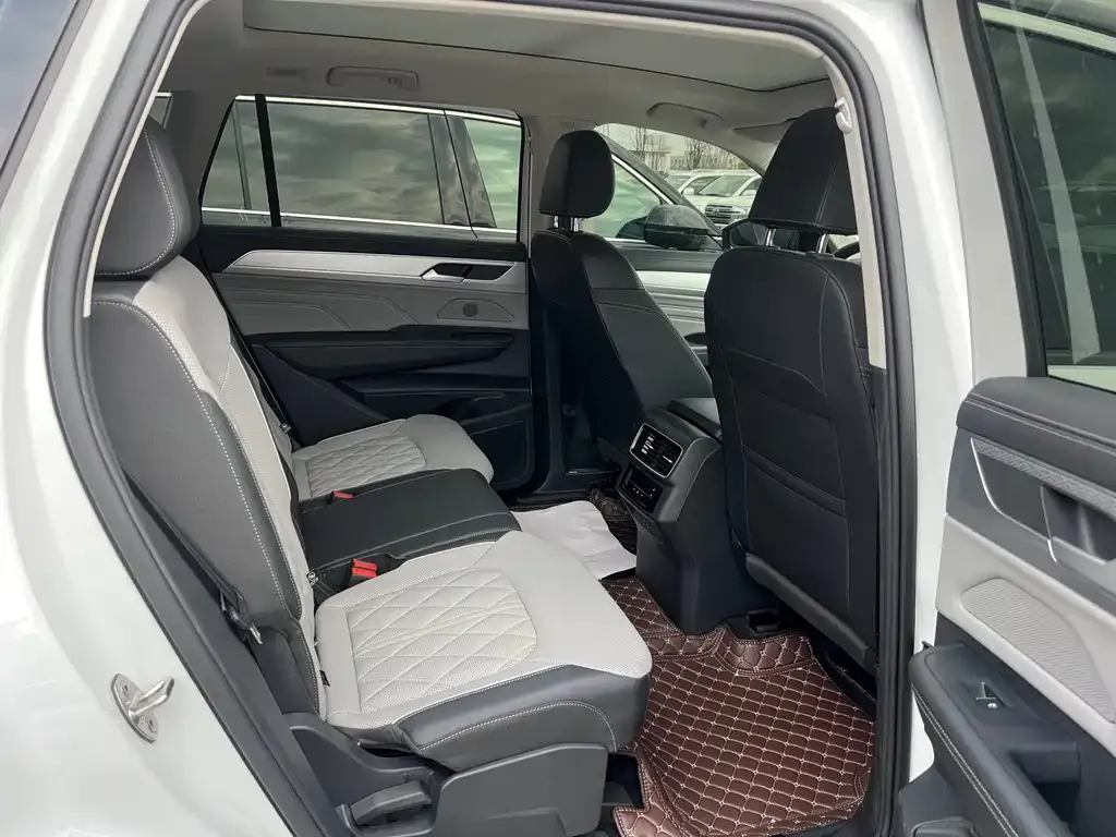 Volkswagen Tavendor 2024 из CN, фото 10