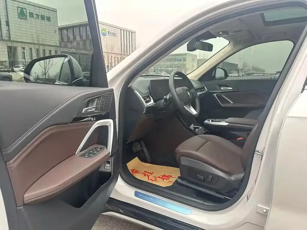 BMW X1 2023 из CN, фото 2