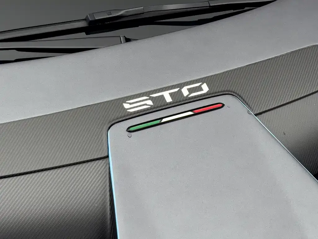 Lamborghini Huracan 2023 из CN, фото 10