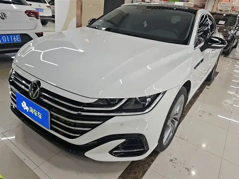 Volkswagen CC 2024 из CN, фото 1