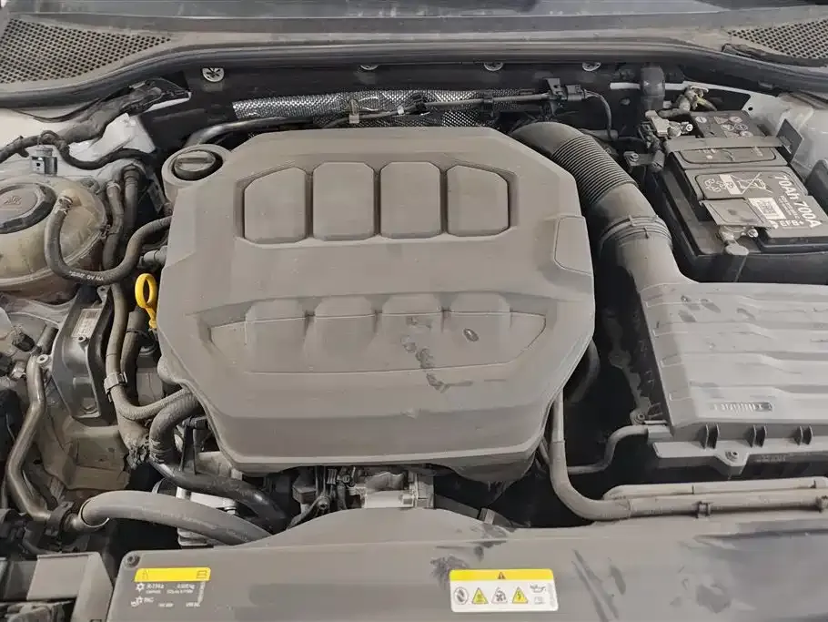 Volkswagen CC 2024 из CN, фото 8