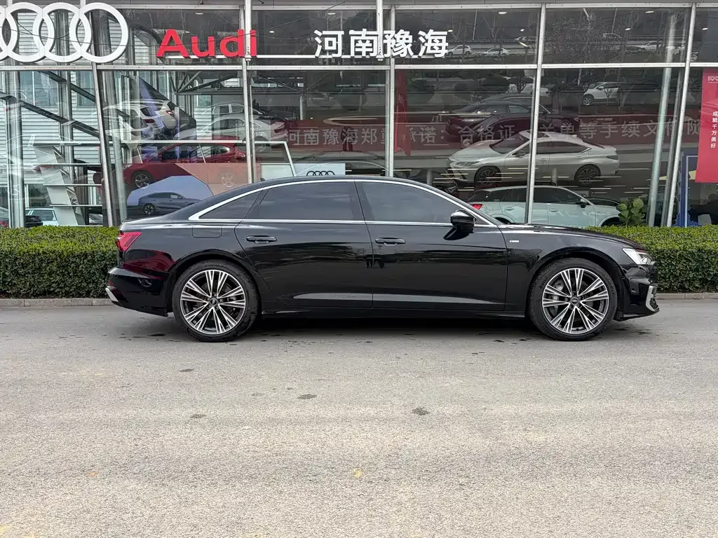 Audi A6L 2025 из CN, фото 10