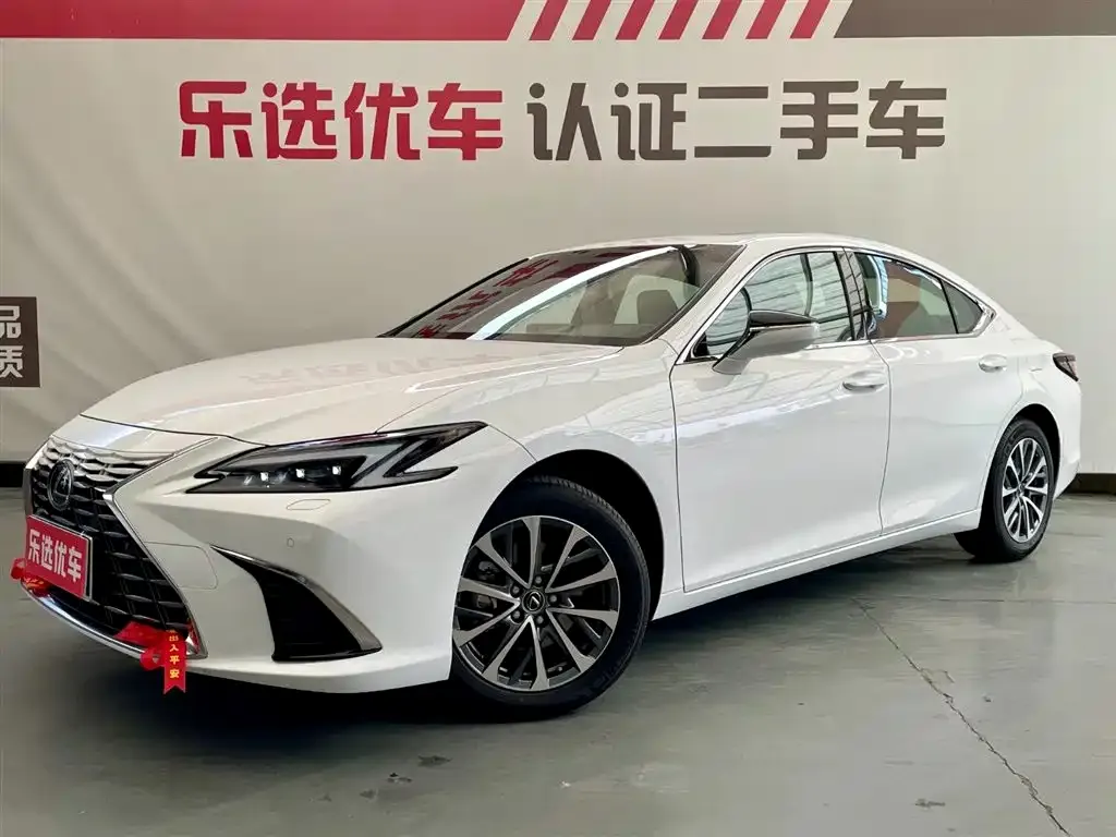 Lexus ES 2026 из CN, фото 1