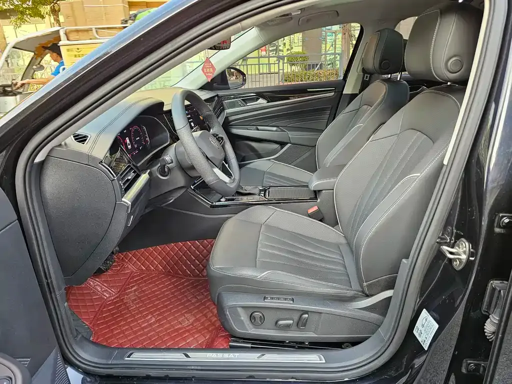 Volkswagen Passat 2024 из CN, фото 2
