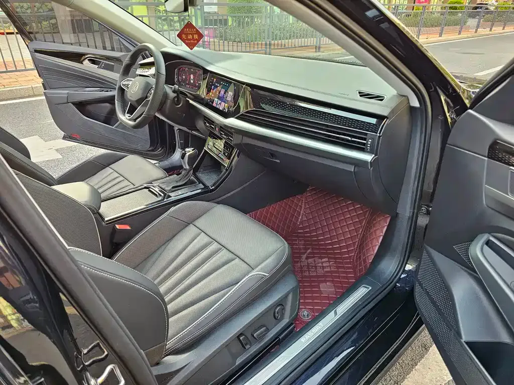 Volkswagen Passat 2024 из CN, фото 7