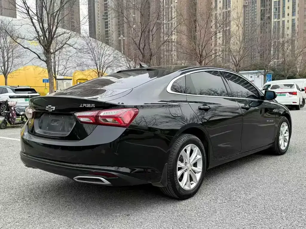Chevrolet Malibu XL — фото 9