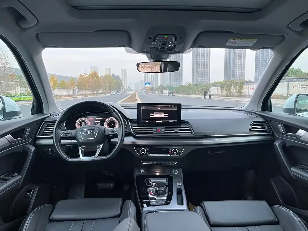 Audi Q5L 2023 из CN, фото 3