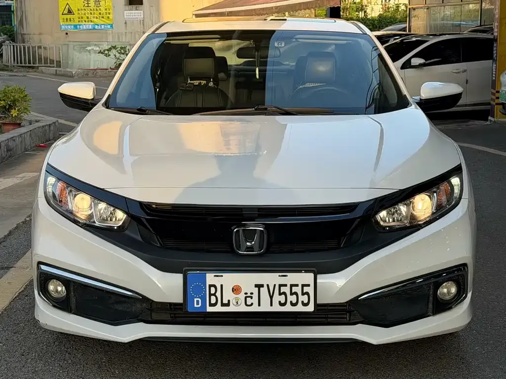 Honda Civic 2021 из CN, фото 4