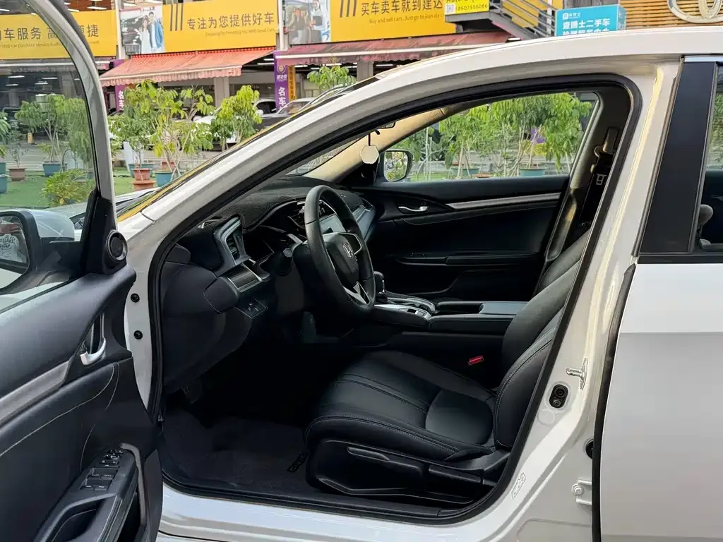 Honda Civic 2021 из CN, фото 7